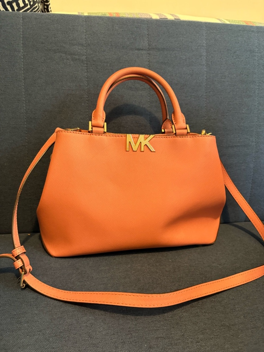 Michael Kors Orange Saffiano Satchel with Gold MK Logo - Picture 3 of 6